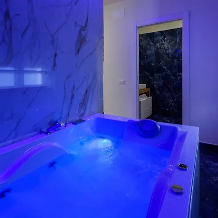 Anna Aparthotel 3*