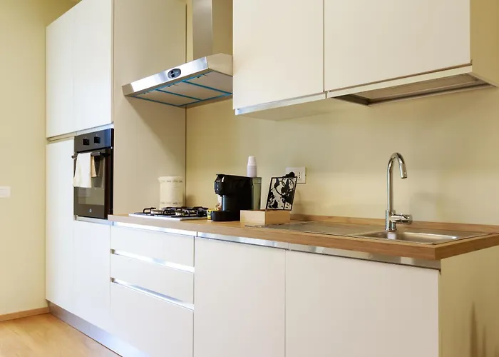 Anna מלון דירות 3*