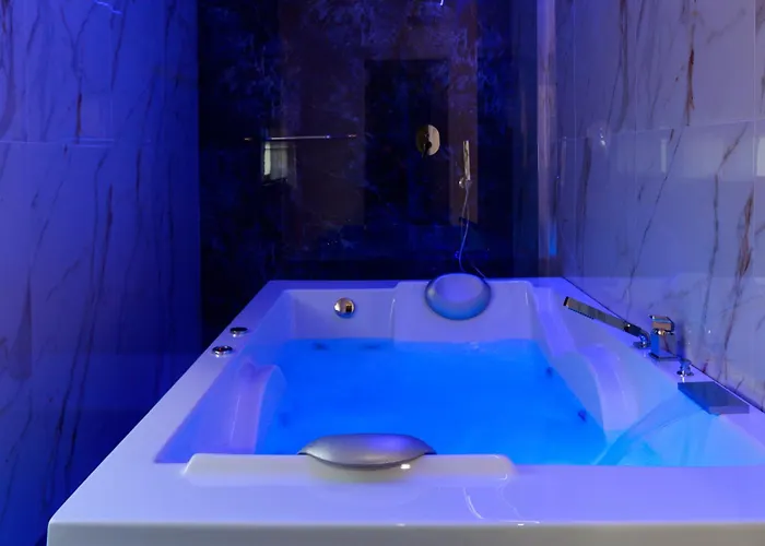 Anna מלון דירות 3*